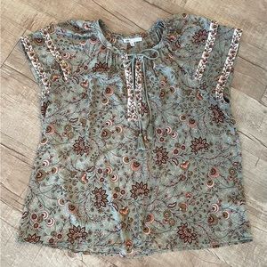 DR2 Light Weight Floral Top